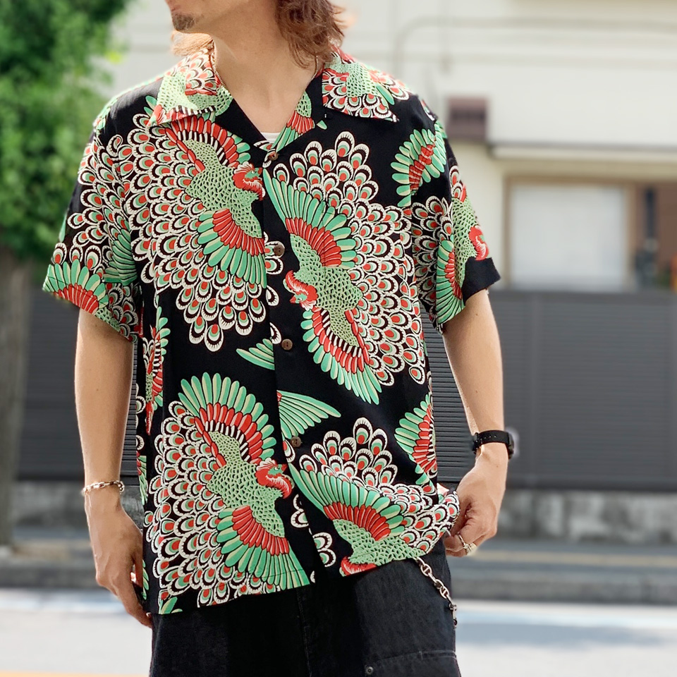 SUN SURF アロハシャツ Mサイズ ブラック/マルチカラー SUN SURF サンサーフ スペシャルエディション アロハシャツ 開襟