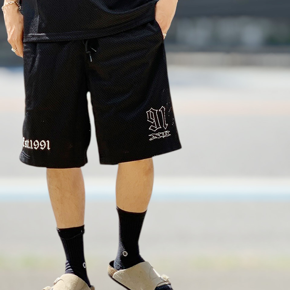 XLARGE エクストララージ OLD ENGLISH MESH SHORTS (101263031004)