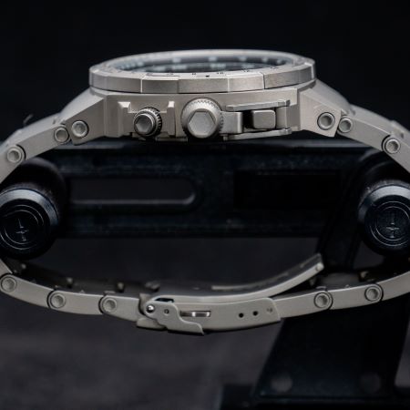 COGUコグ クロノグラフ 時計 金属ベルトT.725