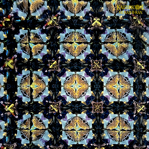 万華鏡：オイル]SERAPH ・セラフ/青釉花角交差模様 ： 小嶌 淳＆喜多