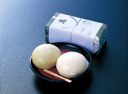 【みづほ野お偲び料理】上用まじゅう（箱入り）