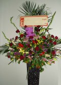 豪華生花をお祝いに！黒スタンド（1段）-34　小田原より藤沢まで取り扱い