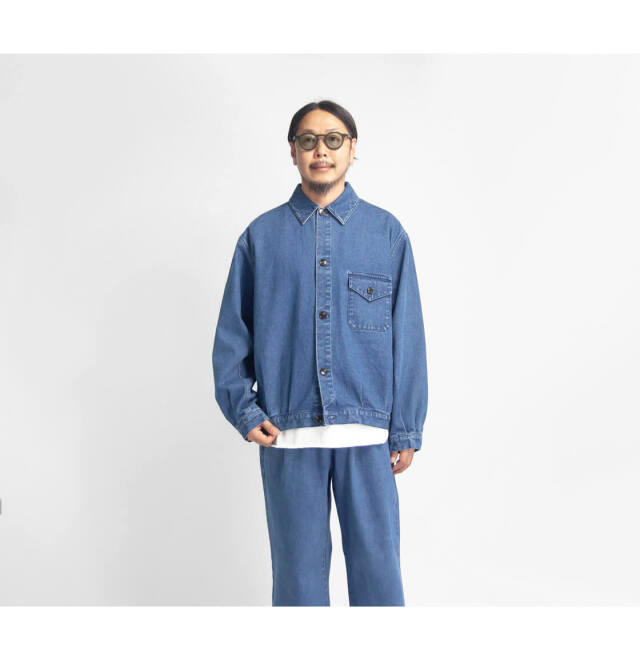 adidas デニム トラッカージャケット aud7302_blu_sam6.jpg