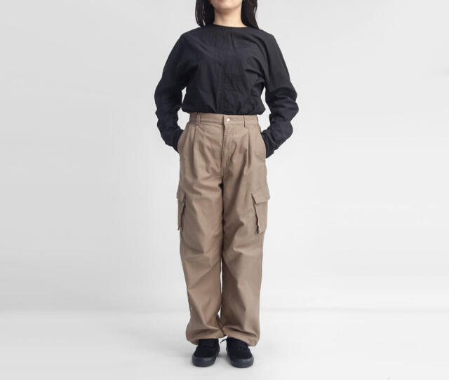 NANGA ナンガ バックサテンカーゴパンツ 裾ドローコード 日本製 レディース