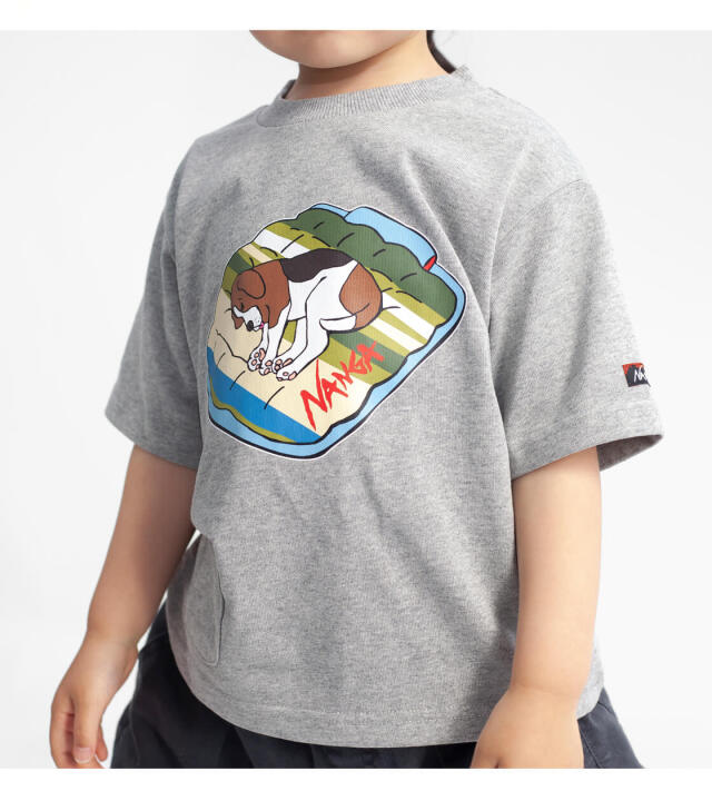 NANGA ナンガ エコハイブリッド ビーグル犬 キッズプリントTシャツ