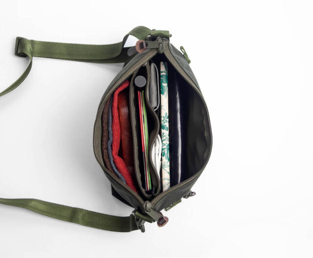 WILDERNESS EXPERIENCE ウィルダネスエクスペリエンス ショルダー