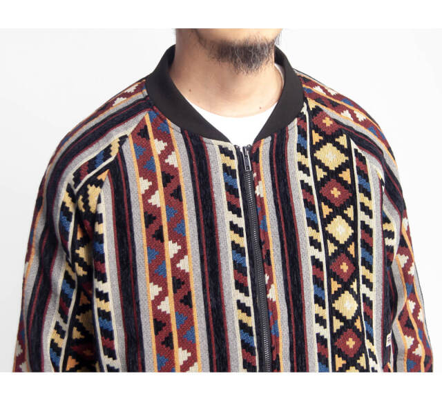 WILDERNESS EXPERIENCE ウィルダネスエクスペリエンス ネイティブ柄