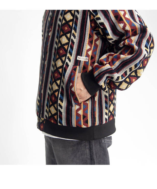 WILDERNESS EXPERIENCE ウィルダネスエクスペリエンス ネイティブ柄