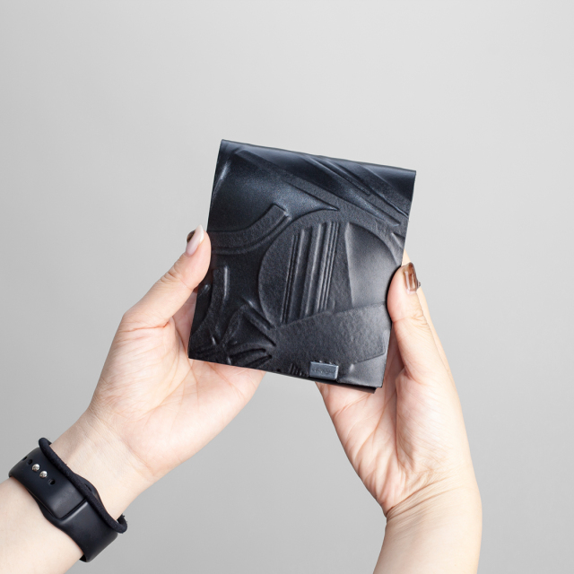 所作　ショートウォレット　三つ折り財布　レザー　ブラック 所作 shosa 三つ折り財布 ショートウォレット2.0 TARO 本革