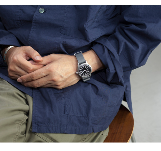 NAVAL WATCH ナバルウォッチ Mil.-01 米軍タイプ 腕時計 クォーツ