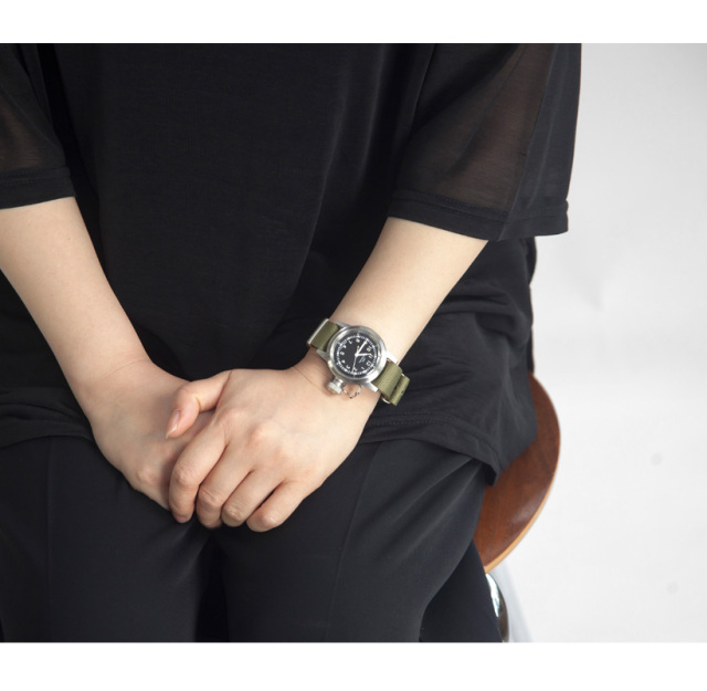 NAVAL WATCH ナバルウォッチ Mil.-04 シルバー BUSHIPS WATCHタイプ