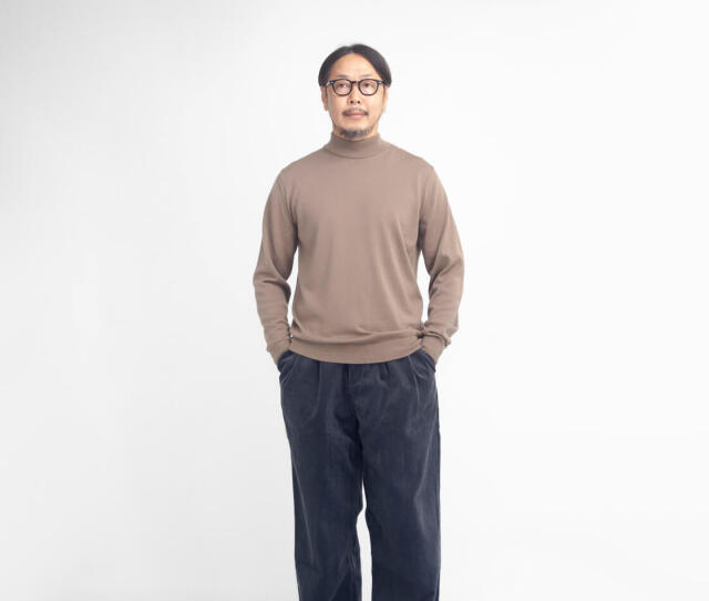 Mサイズ STONE モックネック ニット 地柄モールモックネックニット(M ブルー): トップス｜Right-on