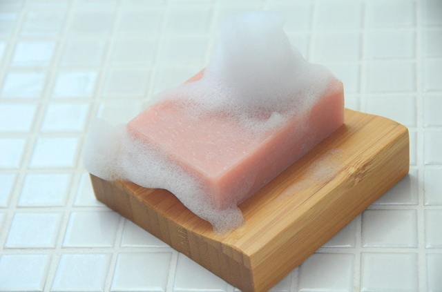 石鹸 洗顔・全身洗えます！【秋の石鹸】無添加石鹸本舗 お肌に優しい無添加