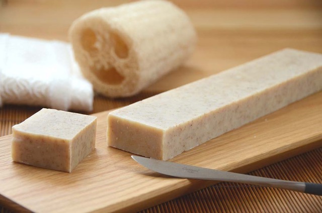 カモミール棒石鹸