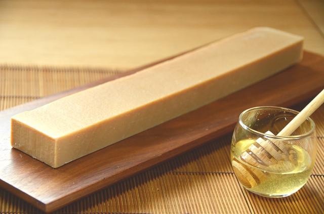 洗顔・全身洗えます！【お得なバータイプ 神戸 はちみつ棒石鹸