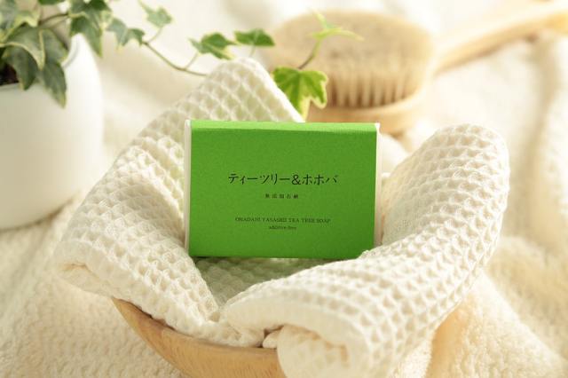 洗顔・全身洗えます！【ティーツリー＆ホホバ石鹸】無添加石鹸本舗 お