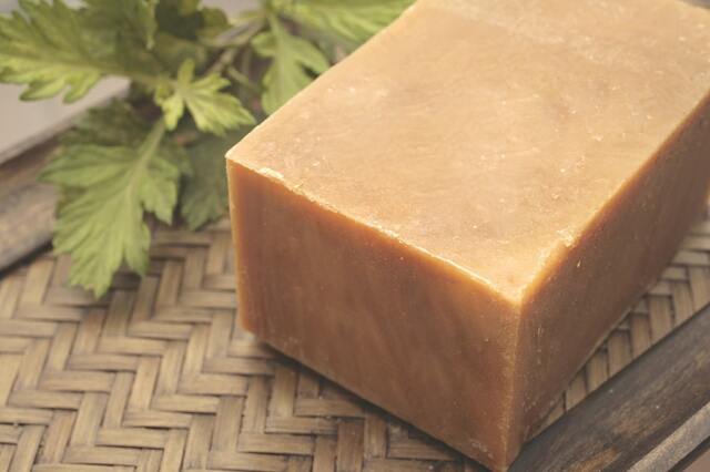 洗顔・全身洗えます！【釜焚き よもぎ石鹸】無添加石鹸本舗 お肌に