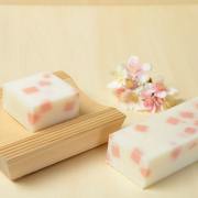 桜ふぶき棒石鹸