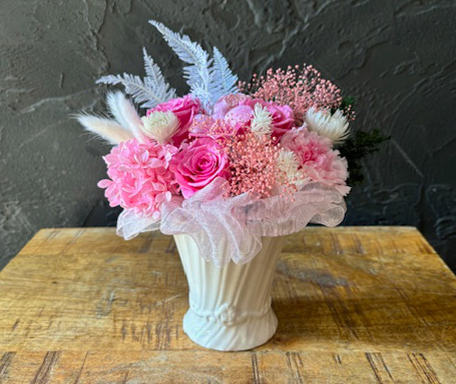 プリザーブドフラワーアレンジメントB《白、ピンク系》 札幌花スタイル