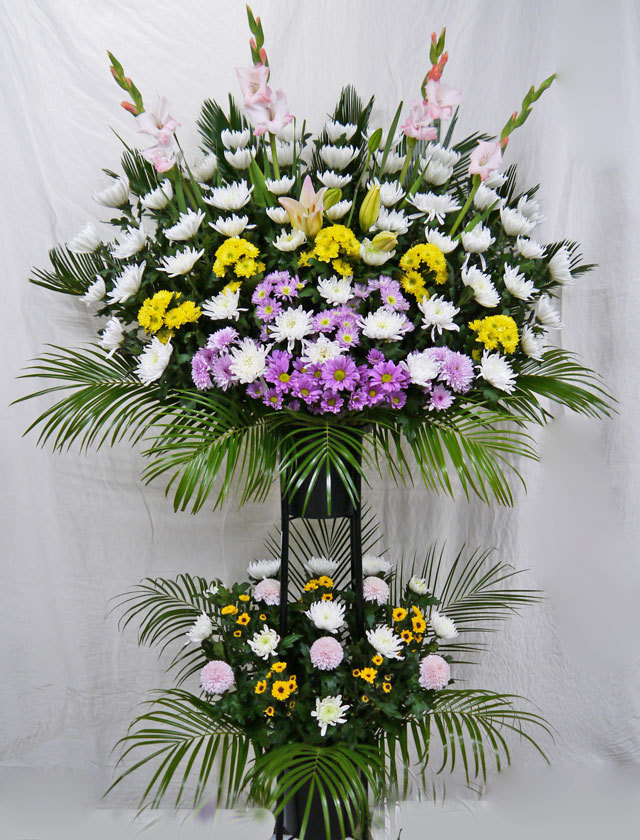 お花おまかせ 御供えスタンドフラワースタンダード2段タイプ イメージ商品 札幌花スタイル 明道香風園 お花おまかせ 御供えスタンドフラワースタンダード2段タイプ イメージ商品 札幌花スタイル 明道香風園