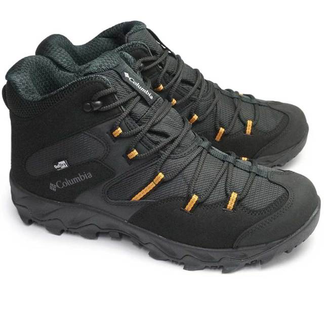 コロンビア 靴 防水 メンズ ハイキング シューズ Yi8135 幅広 セイバー ファイブ ミッド アウトドライ ワイド Columbia Saber V Mid Outdry マイスキップ