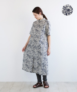 nofl リバティプリントちび襟前あきワンピース