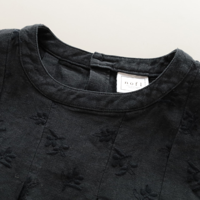 nofl】リネンオリーブ刺繍ノースリーブタックワンピース 644211860