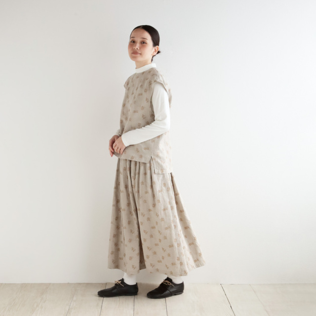nofl】リネンオリーブ刺繍タックスカート 644211880 | ナチュラル服