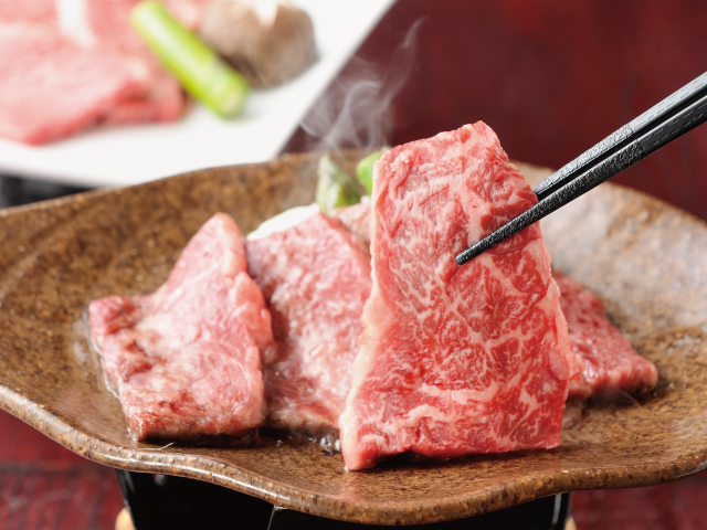 信州アルプス牛肩ロース厚切り焼肉用イメージ