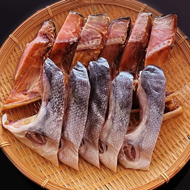 塩引鮭 カマ 1kg