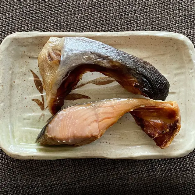塩引鮭 カマ 1kg