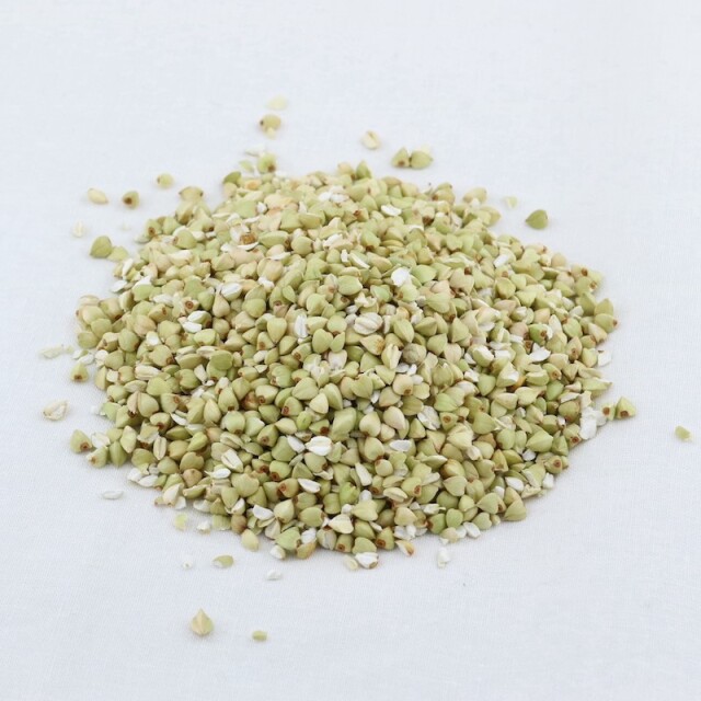 そばの実（正方形）