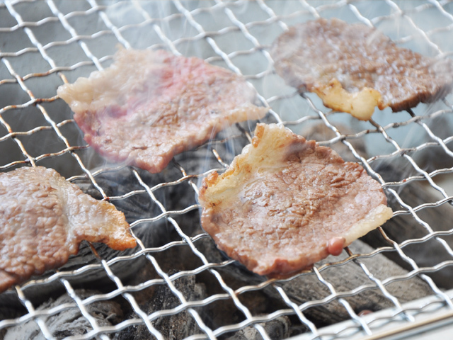 紀州備長炭 馬目上 15kg （うなぎ焼きに最適） 訳あり品 業務用 