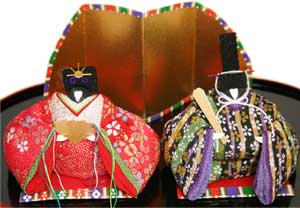 ちりめん金襴貝雛 3段飾り 間口74cm以下のおひなさま～選ばれるお店の