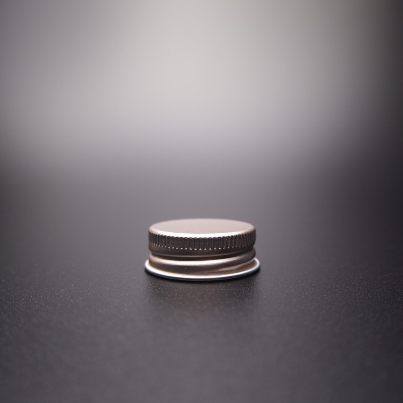 アルミキャップ　ネジ　1個　アッシュゴールド