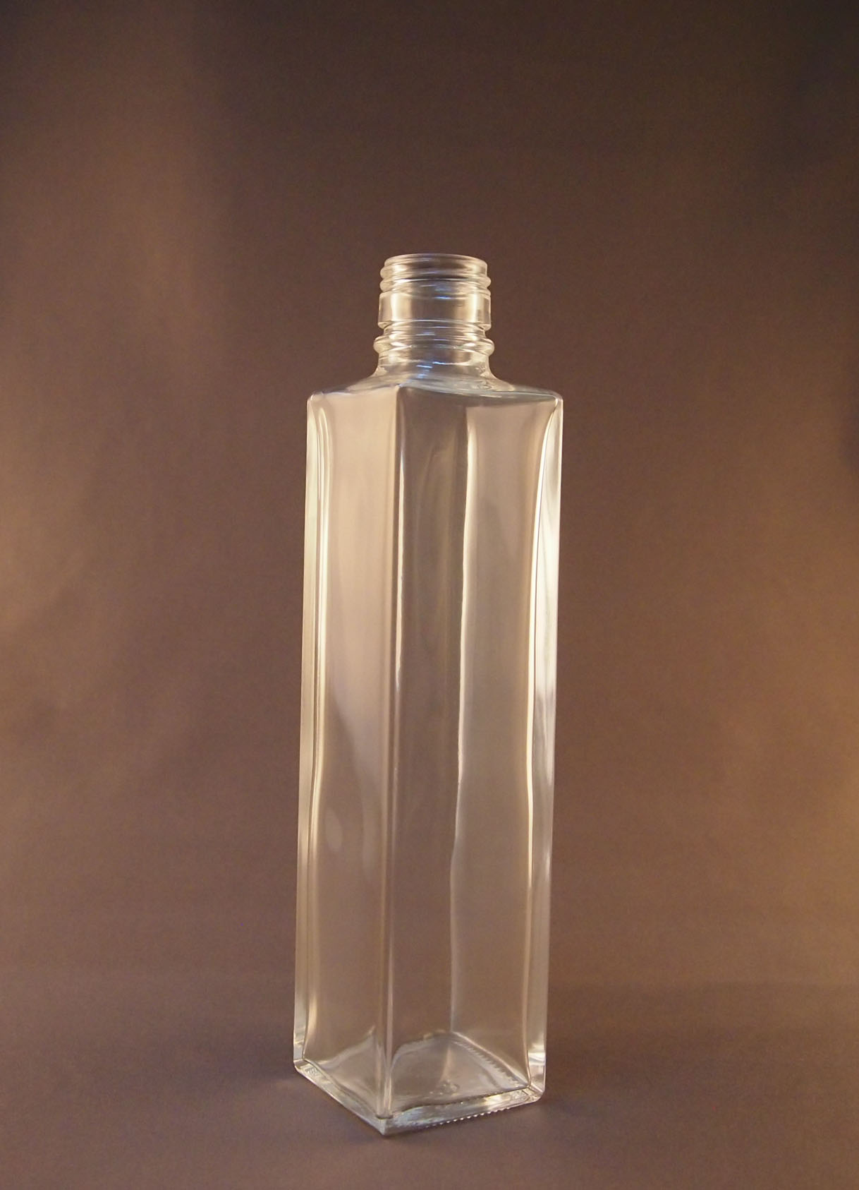 送料無料　大珍品　時代ガラス四角瓶　高さ11.5ｃｍ 185cc四角ジャム瓶 1本(キャップ付き) 広口びん ガラス瓶