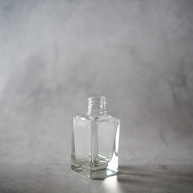 LT角-30ml 透明 仕切【108本入】角