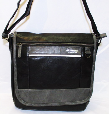 ファーストダウンショルダーバッグ