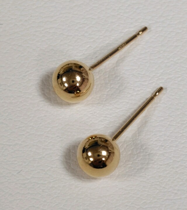 K18丸玉ピアス２