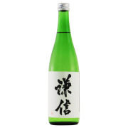 謙信 純米吟醸 生詰め　新潟県池田屋酒造 720ml