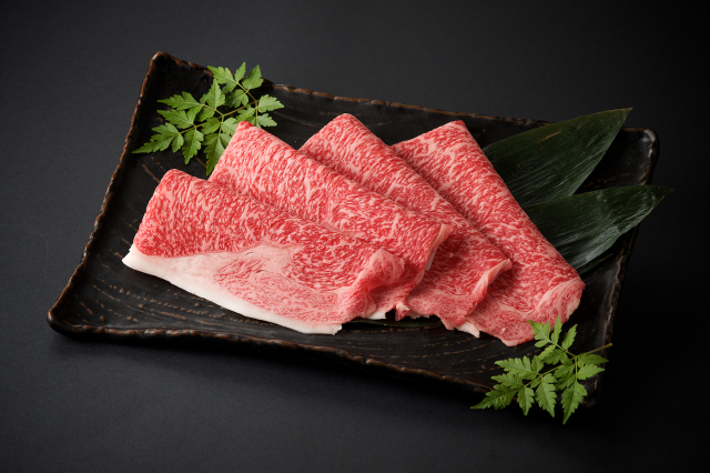 九州産黒毛和牛 ロースすきやき用/100g（1480）