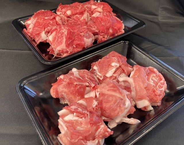 【大容量で100円オトク】九州産 黒毛和牛/とびうめ豚 切り落とし 1kg(各500g×1）★‐【ご自宅用】