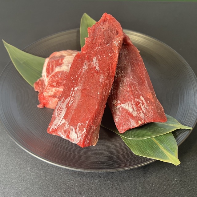 【大容量で100円オトク!!】国産 牛タンブロック煮込み用1ｋｇ(1p/約500ｇ×2）