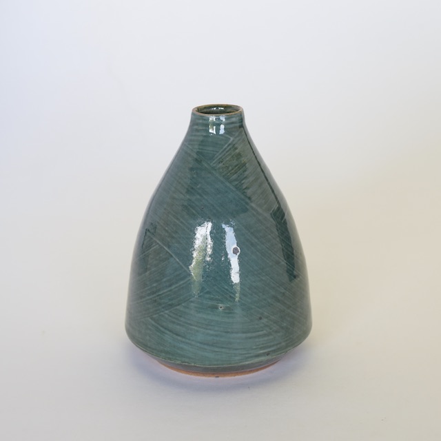 中里花子　緑刷毛目ボトル花入れ 【花瓶】