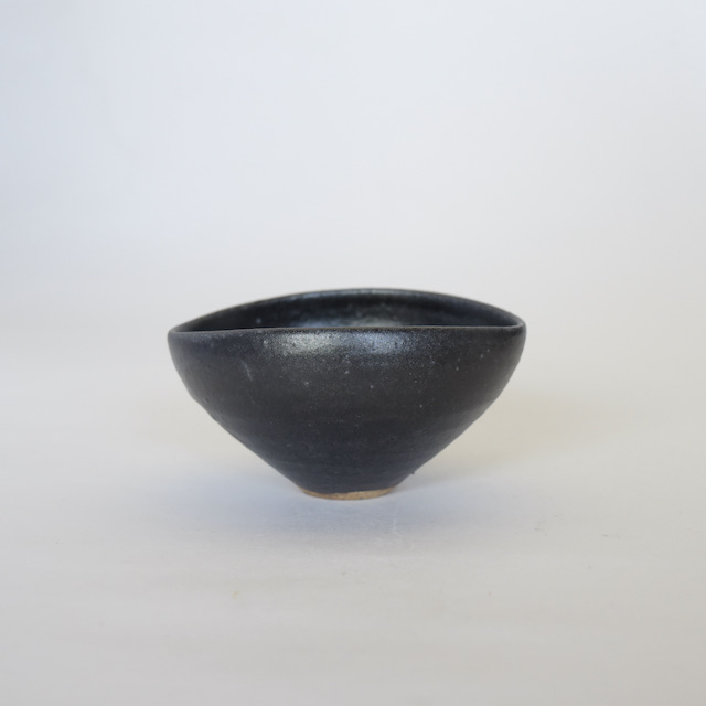 中里花子　エッグボウル 黒釉　【楕円】【小鉢】