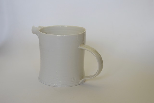 中里花子　白磁ピッチャー