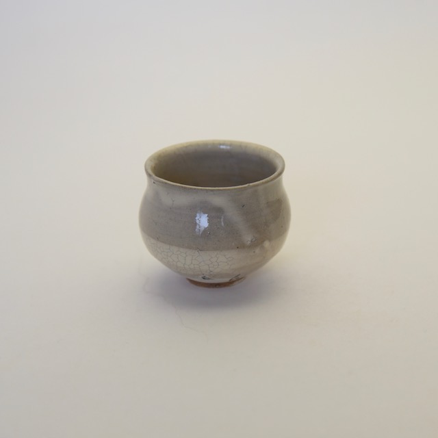 中里花子　粉引掛分ぐい呑