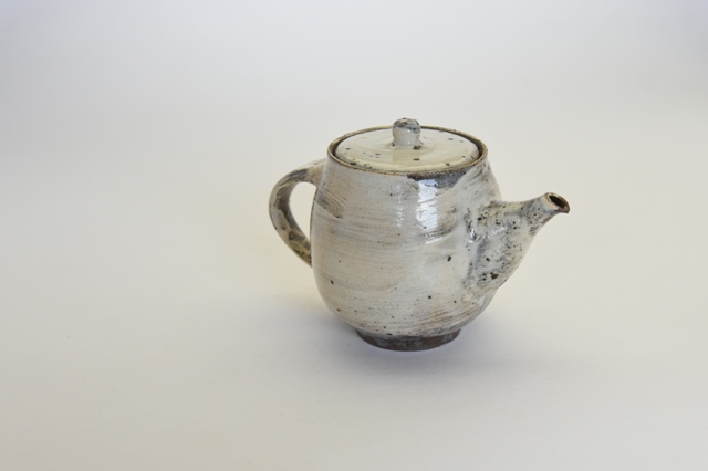 井銅心平　刷毛目急須【茶器】【陶器】【和食器】