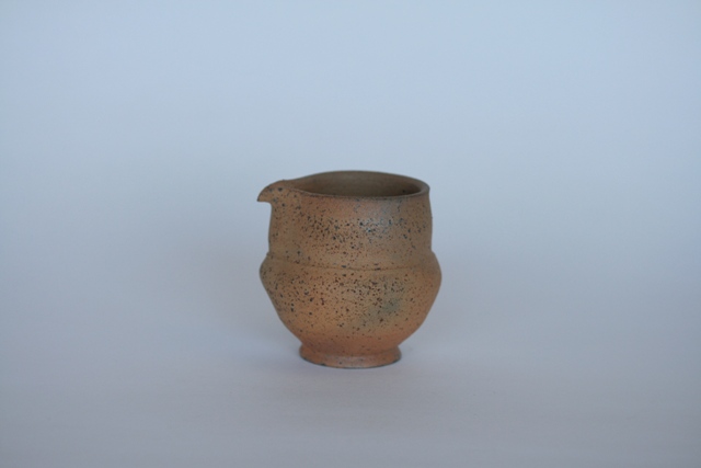 井銅心平　焼締めピッチャー