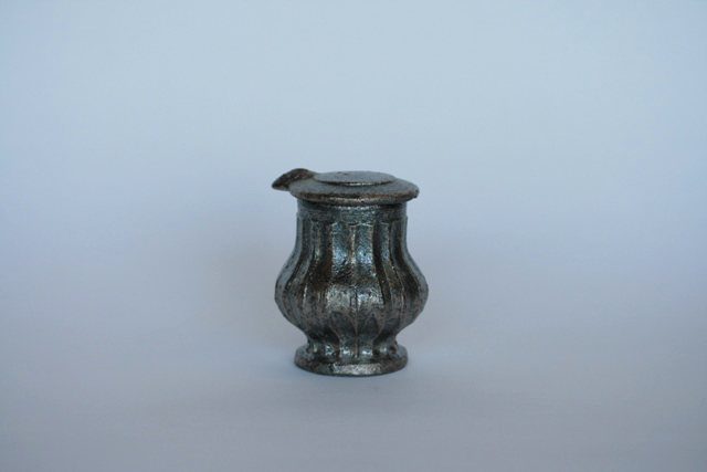 井銅心平　炭化しのぎ醤油差